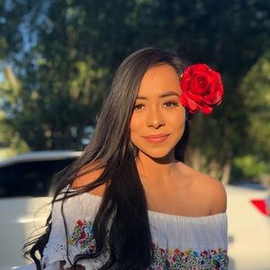 Meet your Posher, Anneliese